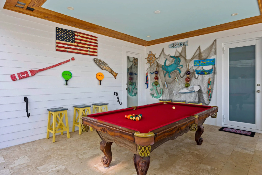 Luxury Waterfront Oasis w Heated Pool and 50 Dock