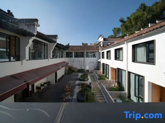 Jiuhuashan Zhiguan Mountain House Homestay (Roushen Baodian Branch)