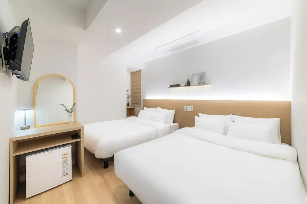 Hi Seoul Hostel West