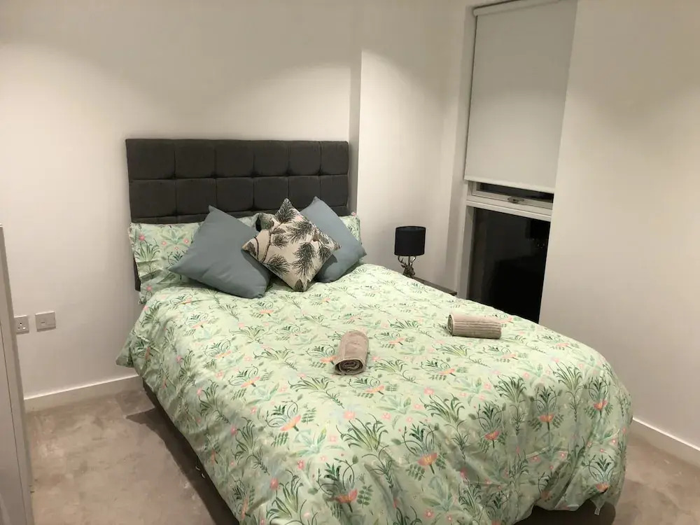 Luxury 2 Bed 2 Bath Apartments next to kings cross
