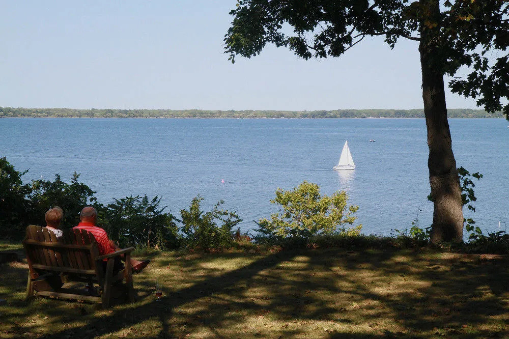 Geneva On The Lake Boutique Resort Hotel
