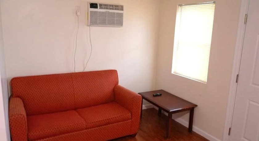 South Wind Apartments