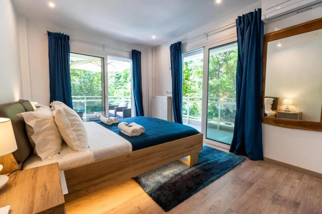 Lux 1-bedroom apartement next to the sea in Voula