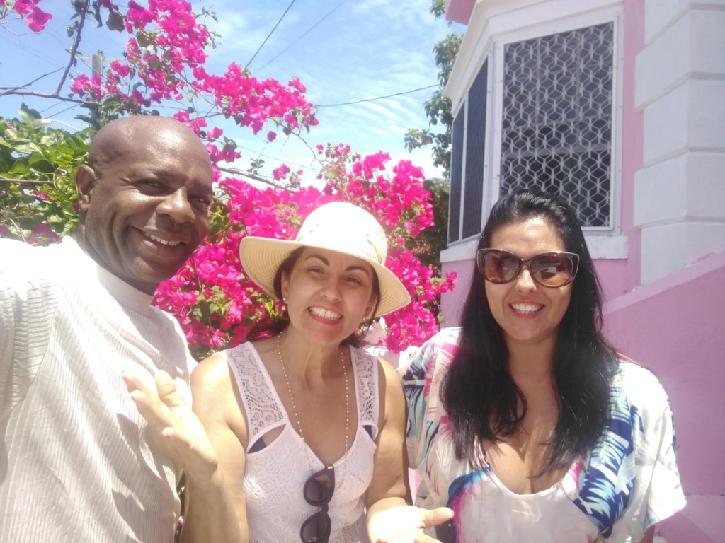 Da Pink And White Palace