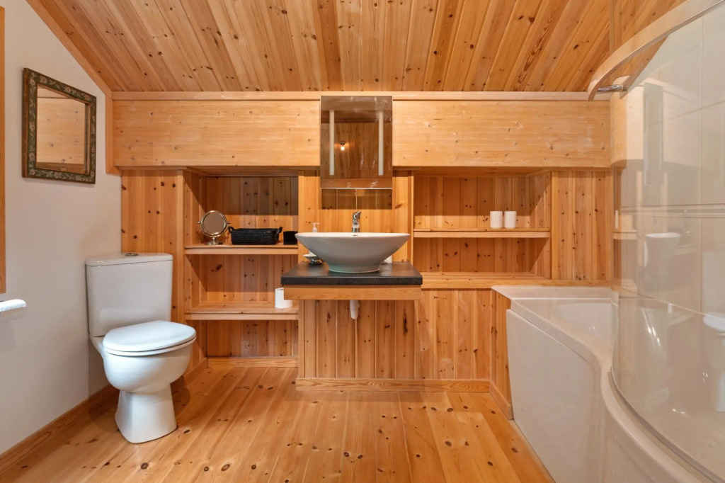 Lodge 5 Longbury - Luxury Lodge, Golf Course Views, Restaurant and Spa Facilites