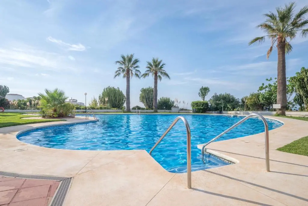 Beautiful Flat sea view 4person