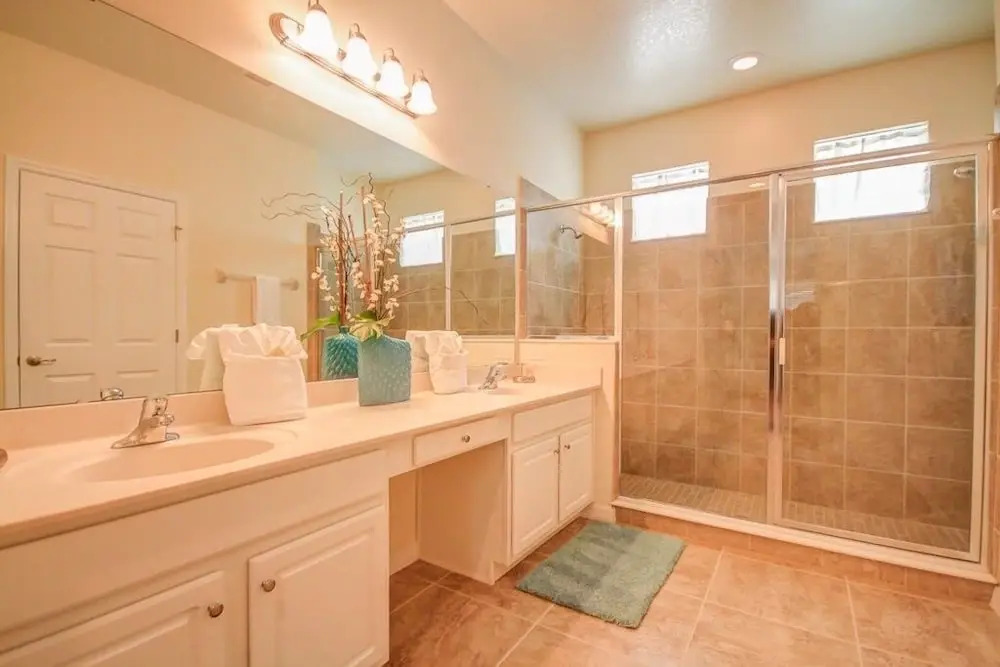 Wonderful 5 Bed Home Near Disney Parks 5 Bedroom Home