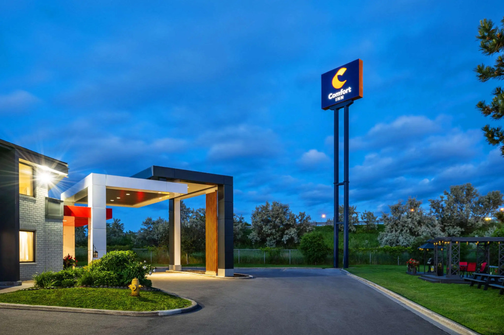Comfort Inn Newmarket - Aurora