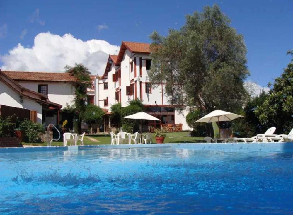 Hotel L Hirondelle