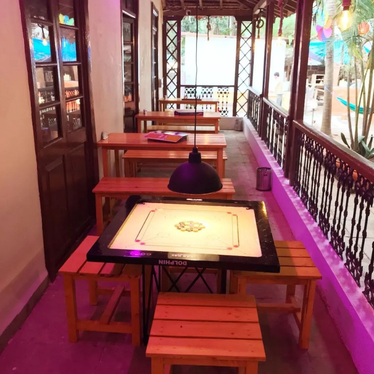 Cohostel