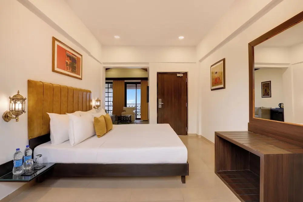 Lemon Tree Hotel, Dapoli