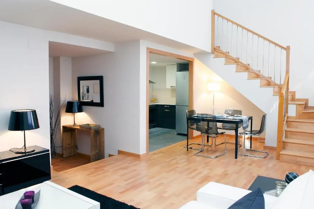 Fira Duplex