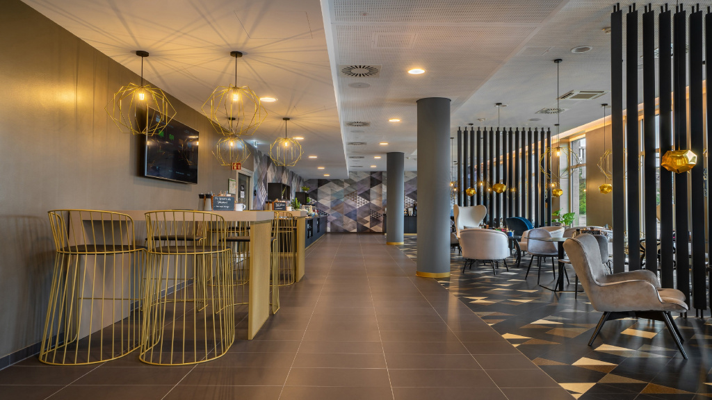 Holiday Inn - the niu, Ridge Halle Central Station by IHG