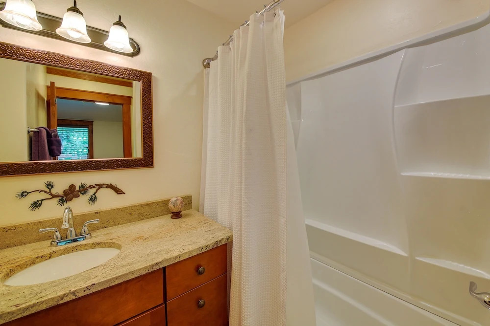 Downtown Bonners Ferry Home with Covered Porch!