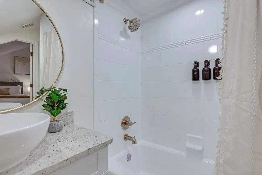 Exciting Valrico Villa w/ Private Pool & Game Room