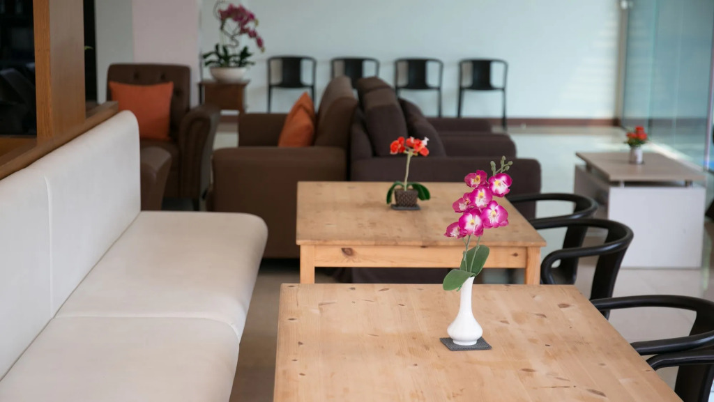 B2 Sriracha Premier Hotel