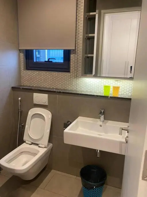 Infinity pool, NEW 2 bedroom, near BBCC LALAPORT, PNB 118, KLCC with high speed wifi