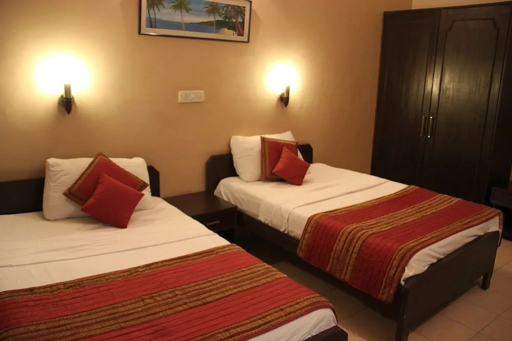 Hotel Doves Inn