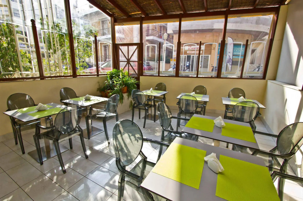 Nafsika Hotel
