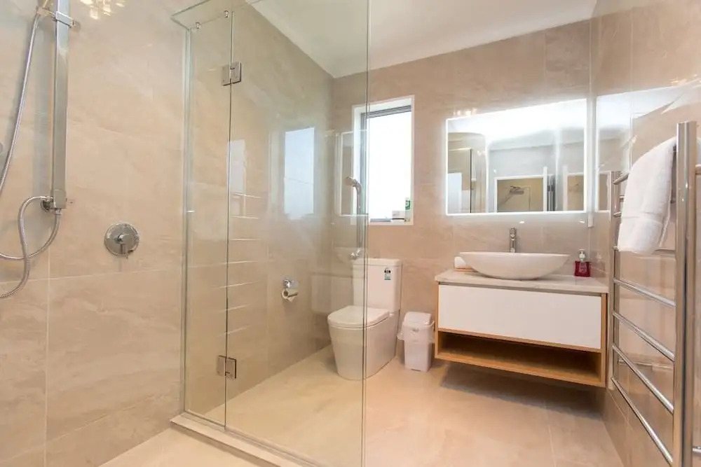 Super House 2 Bedroom