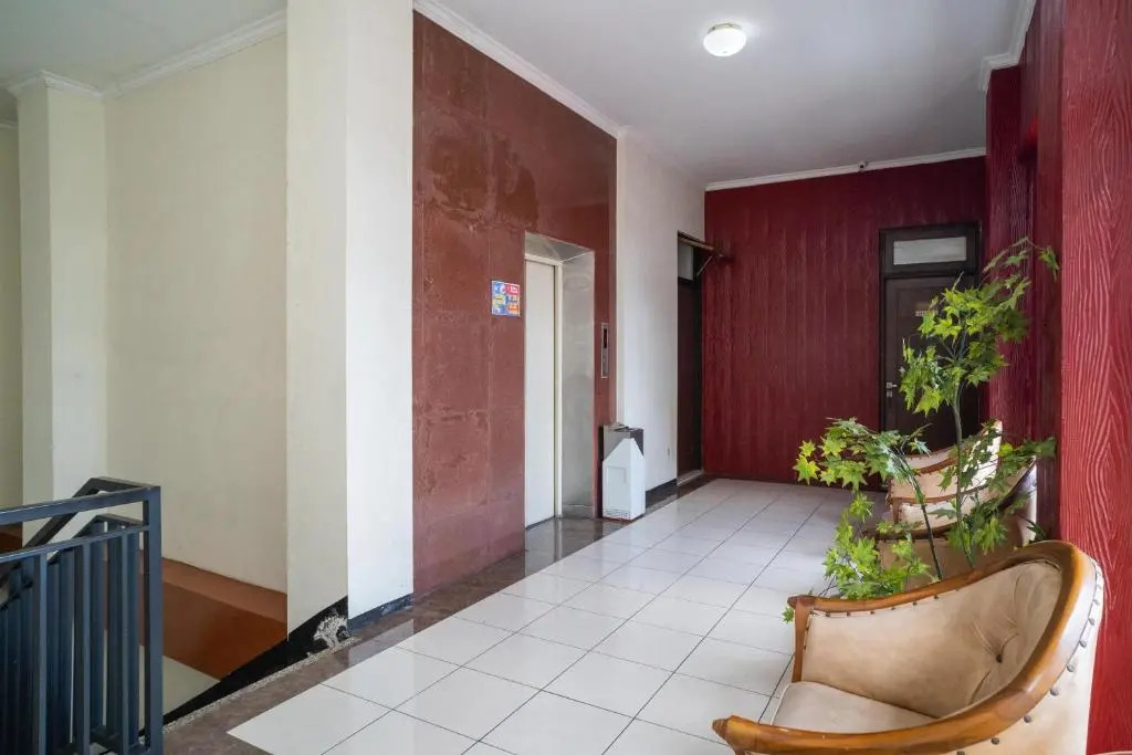 Urbanview Hotel de Kopen Malang by RedDoorz