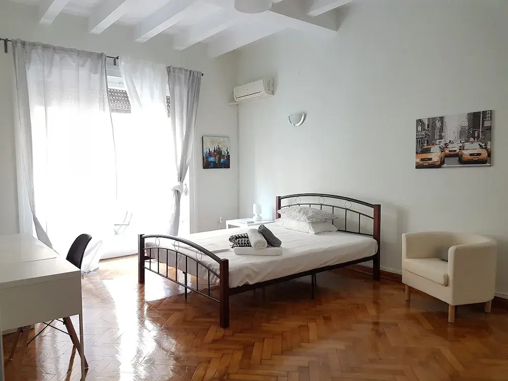 Erra - Taupe - Athens Center,140m²,4 BD,2 BATH