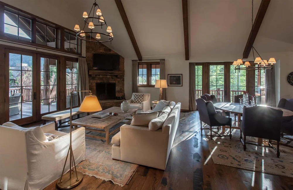 The Cabins at Snake River Sporting Club
