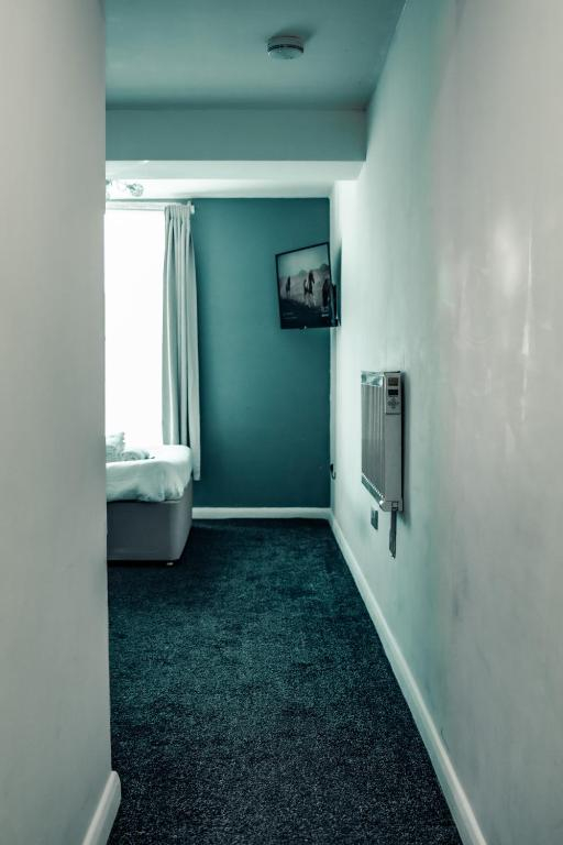 Dealhouse Apartments 10
