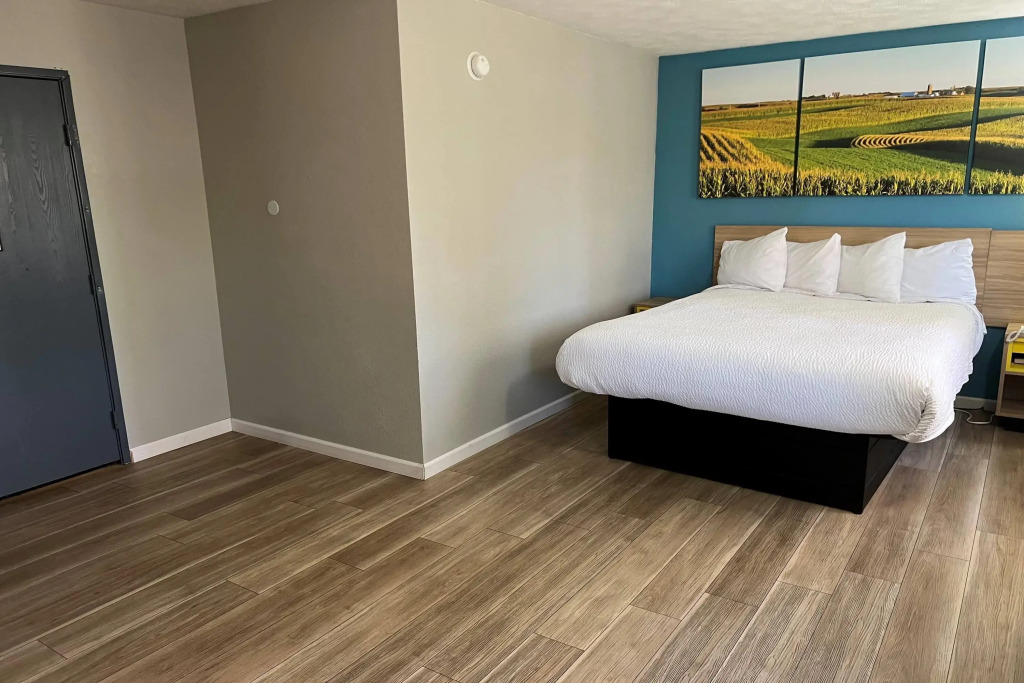 Days Inn by Wyndham Warrensburg