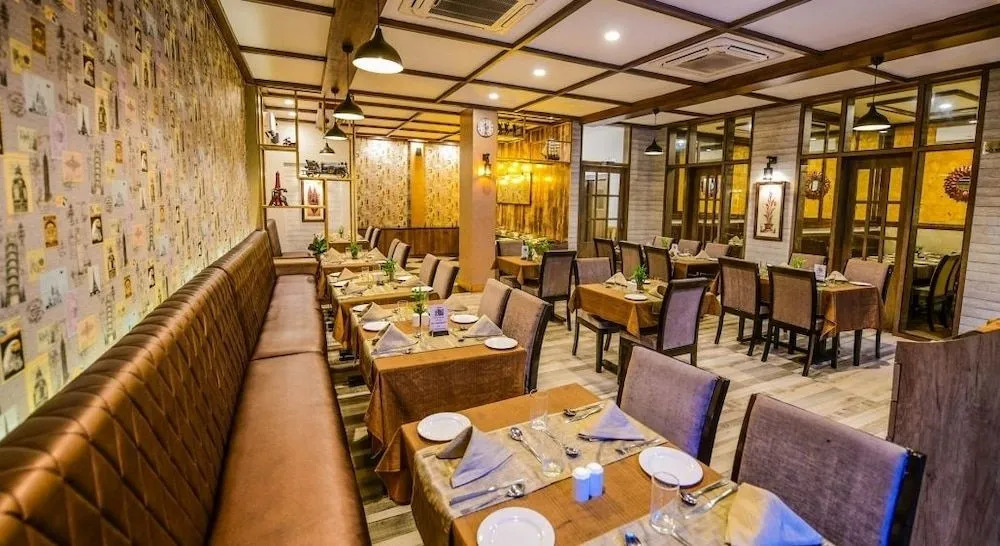 Hotel Suraj Palace