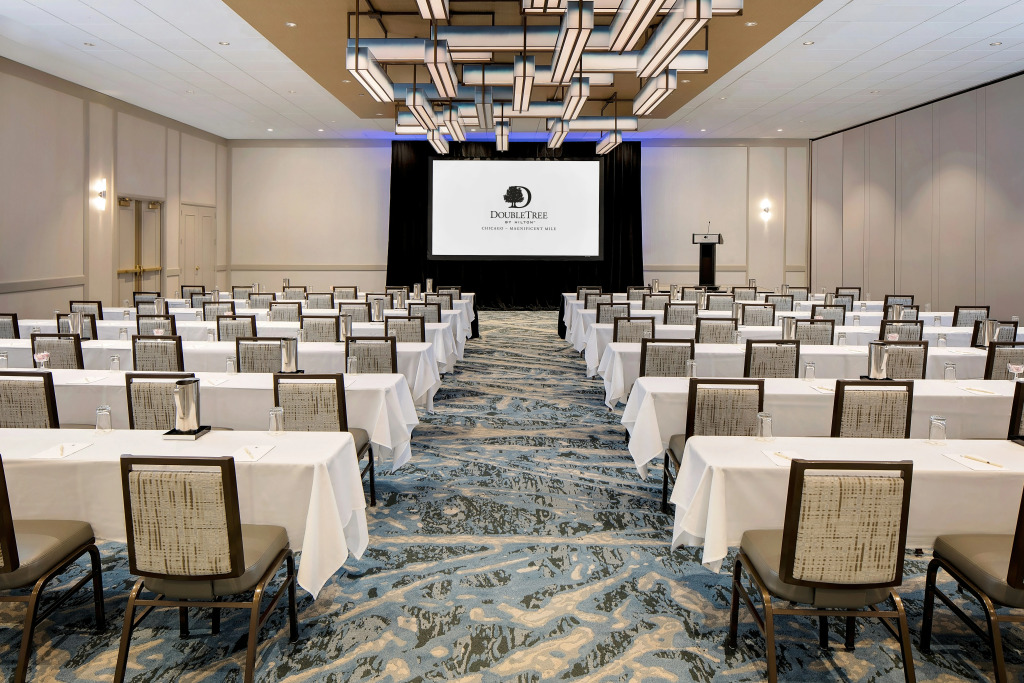 DoubleTree by Hilton Chicago Magnificent Mile
