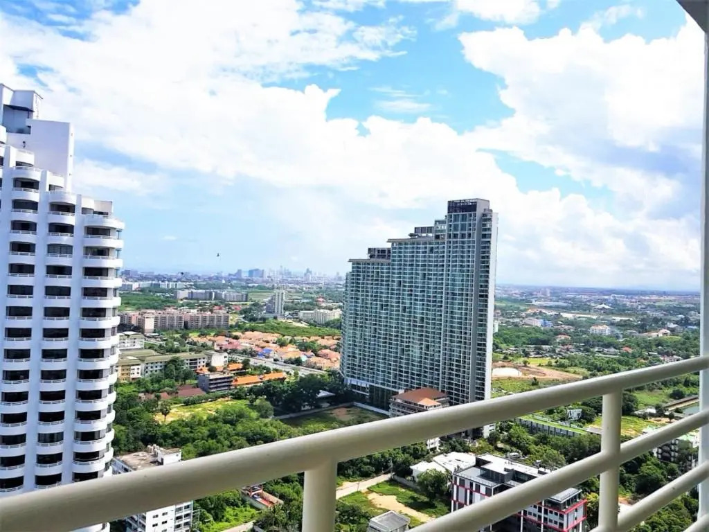 30th Floor Sea View Studio at View Talay 8