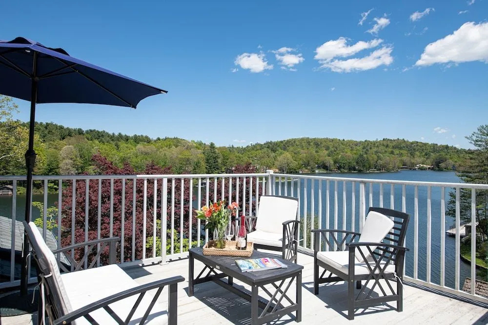 The Greystone Inn