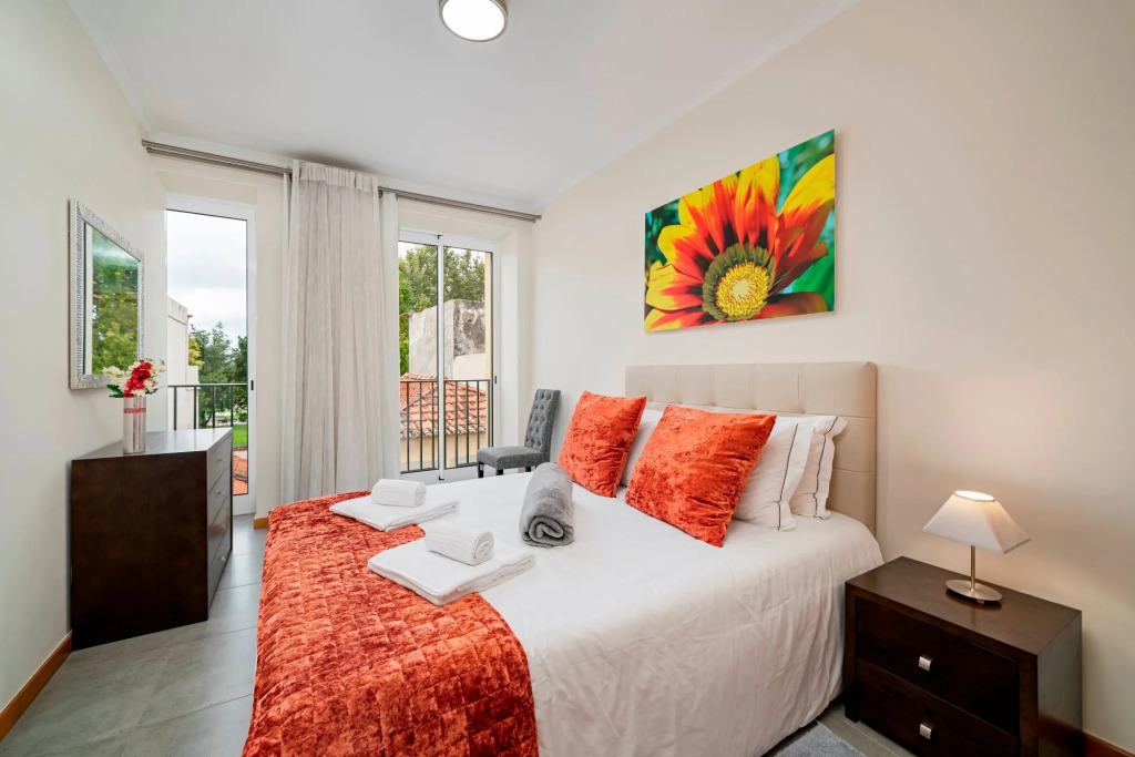 In the pedestrianised Funchal Old Town, close to amenities | Taberna Apartment 4