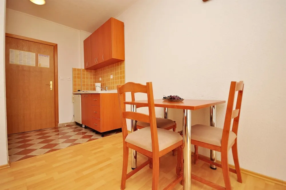 Apartments Blazenka