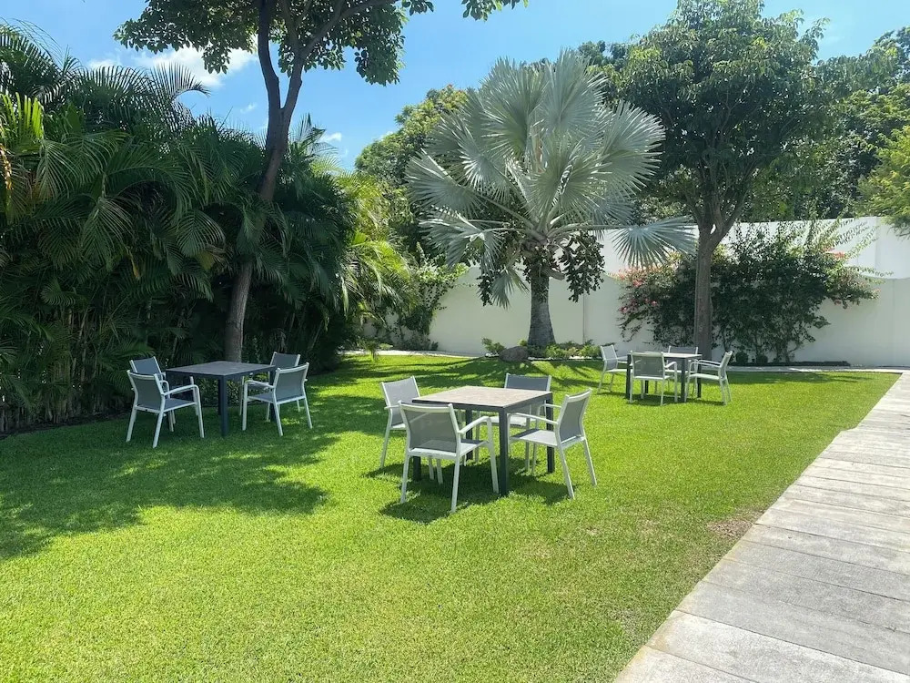Xhiara Hotel