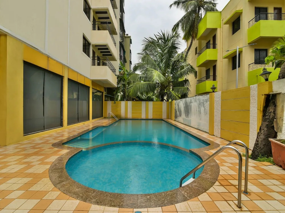 OYO 1687 Hotel Supreme