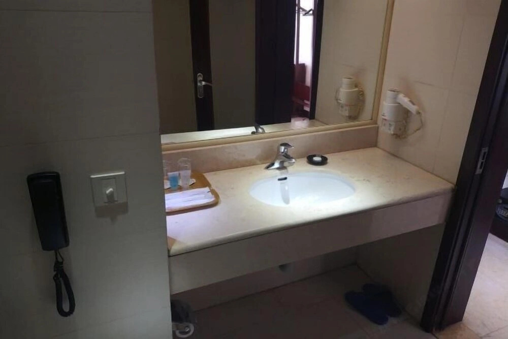 Yue Bin Hotel