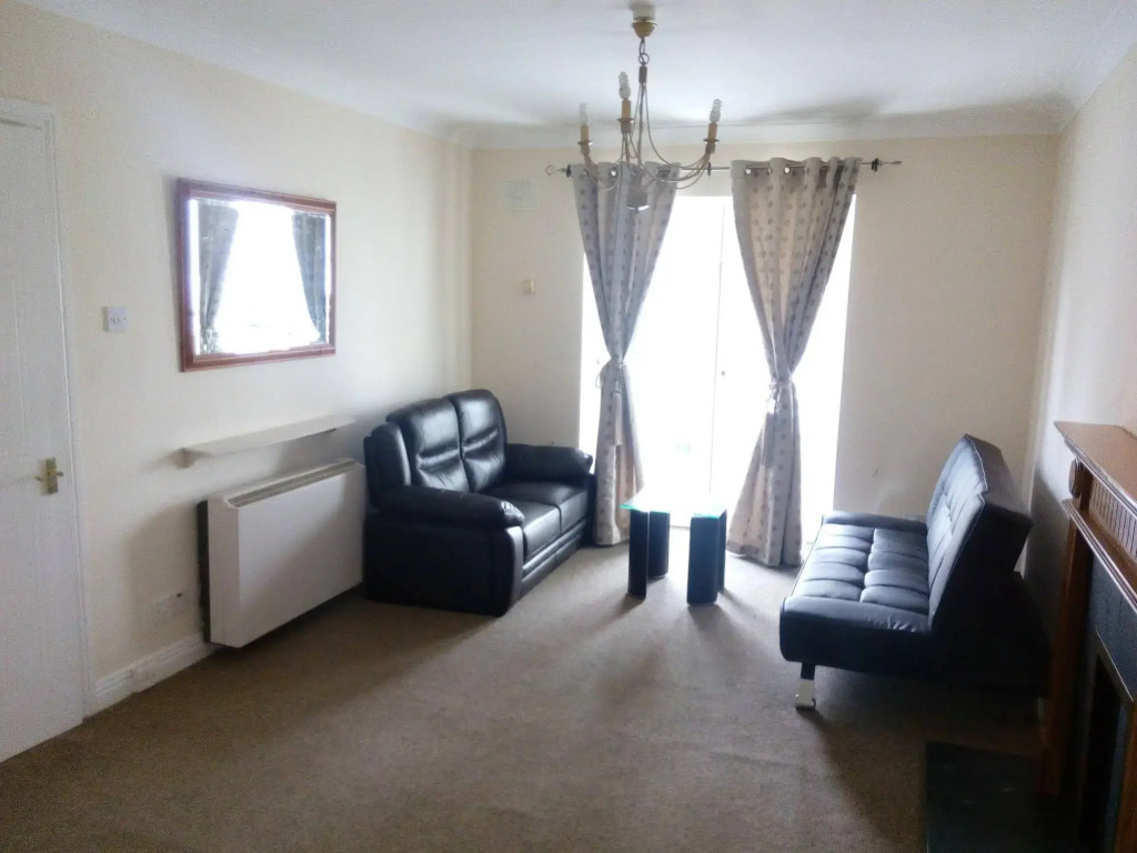 Middle Gardiner Street Apartment