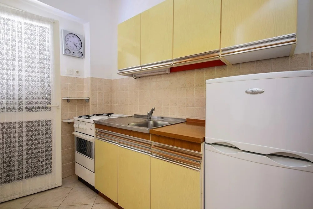 Apartments Valentić 1218