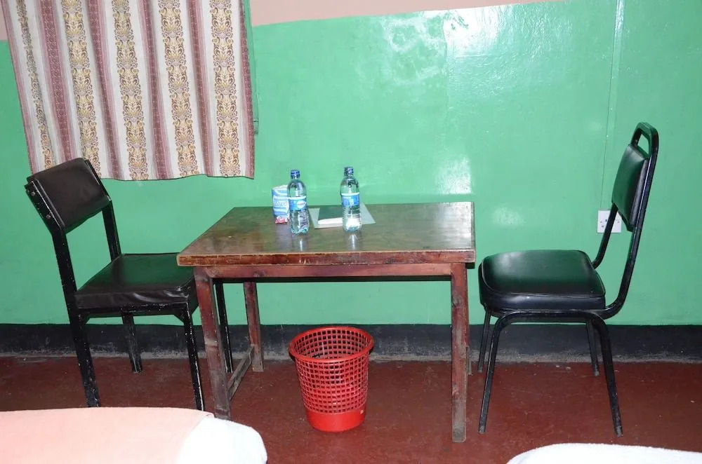 Year 2000 Hotel