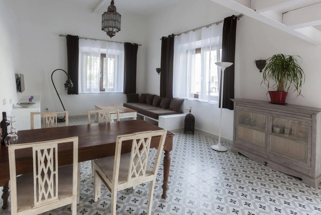 Apartamentos La Residencia Tarifa