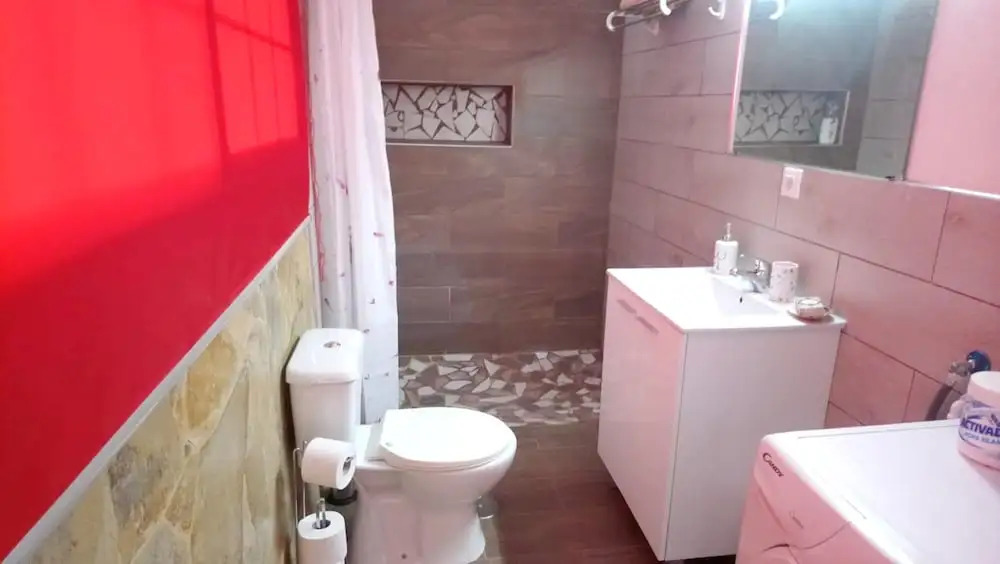 Studio in Tuineje, With Wonderful Mountain View, Enclosed Garden and Wifi