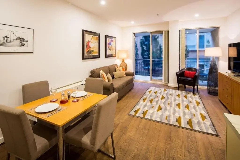 StayCentral Melbourne Serviced Apartments - Catani 1 & 2