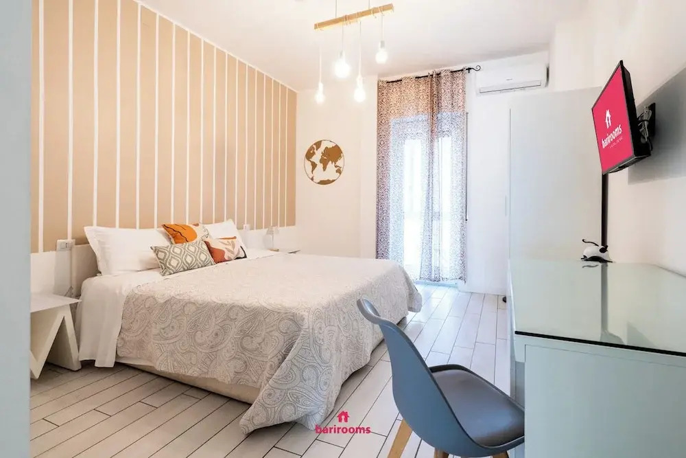 BARI ROOMS Suite Station