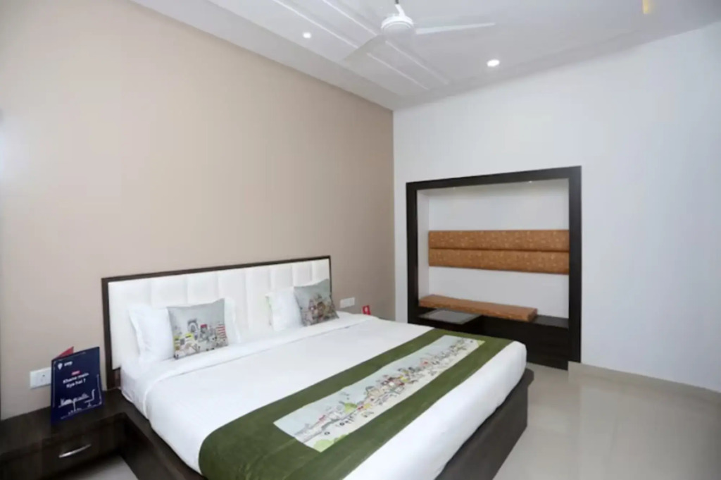 Hotel Pratap