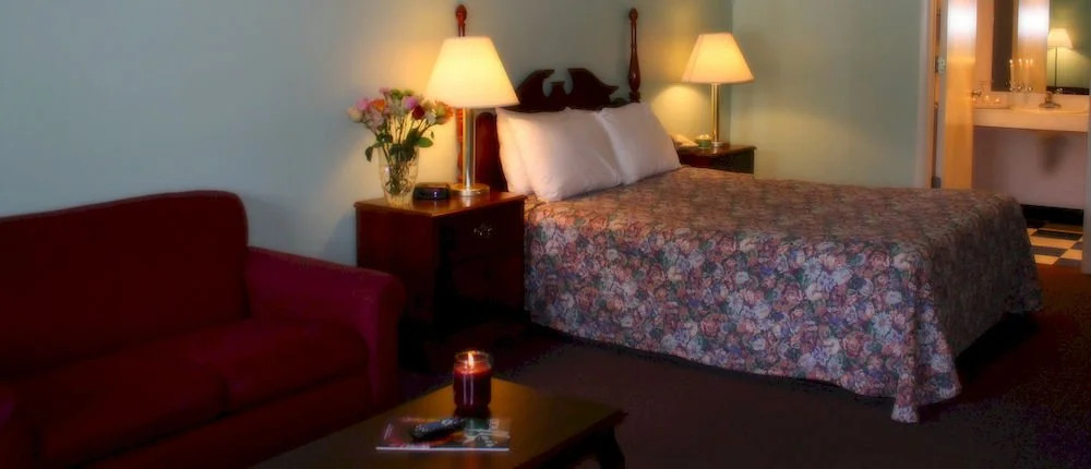 Blakeslee Inn & Restaurant