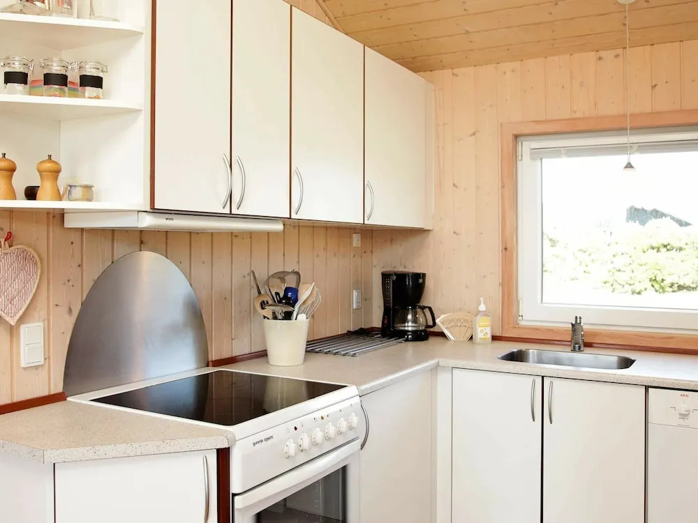 Luring Holiday Home in Oksbøl With Sauna
