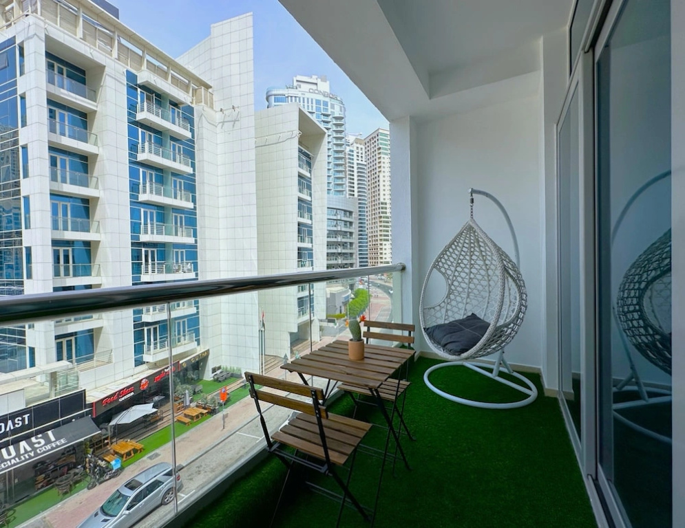 First Line Canal View Studio