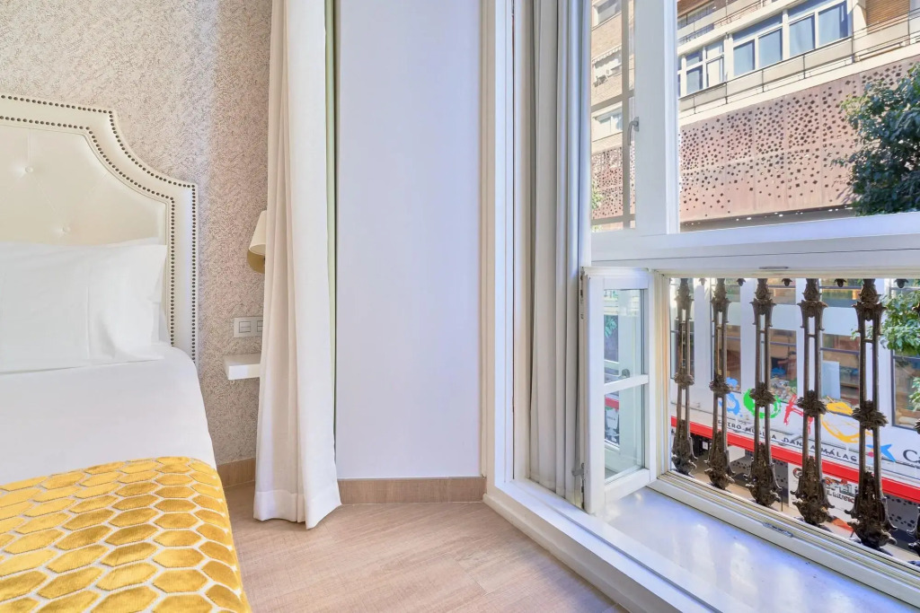 Tandem Soho Suites